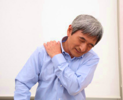 肩こりから来る頭痛